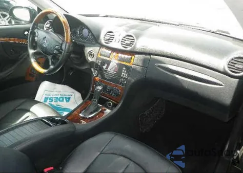 2006 Mercedes-Benz Clk350 z USA, uszkodzony, nr VIN WDBTJ56J16F196283